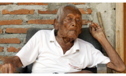 В Индонезии нашли старейшего жителя Земли возрастом 145 лет