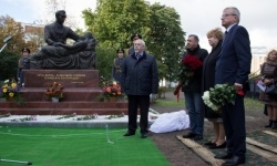 В Санкт-Петербурге появился памятник академику Федору Углову
